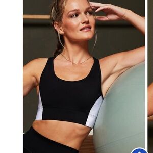 On-The-Go Medium Impact Sports Bra- XL